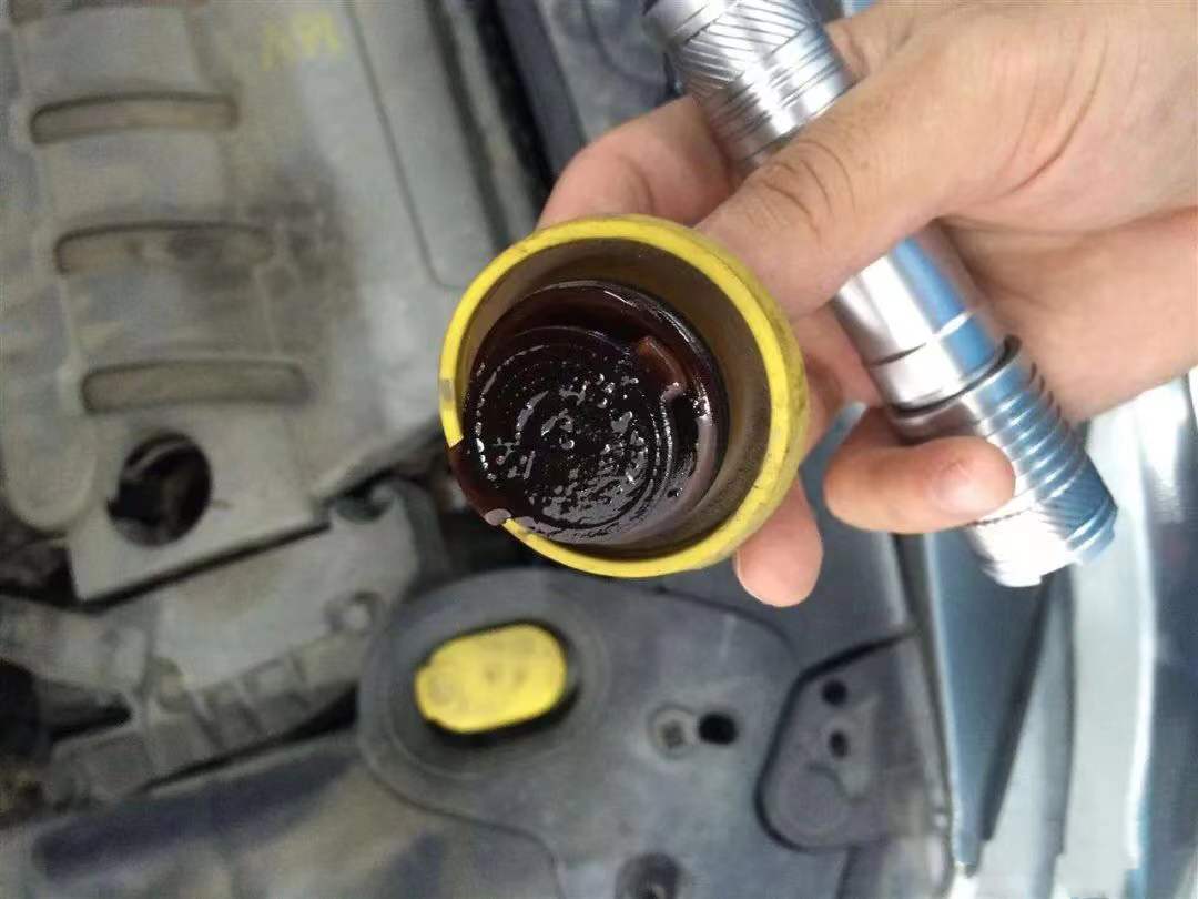 柴機油的級別選錯了，能湊活用么？